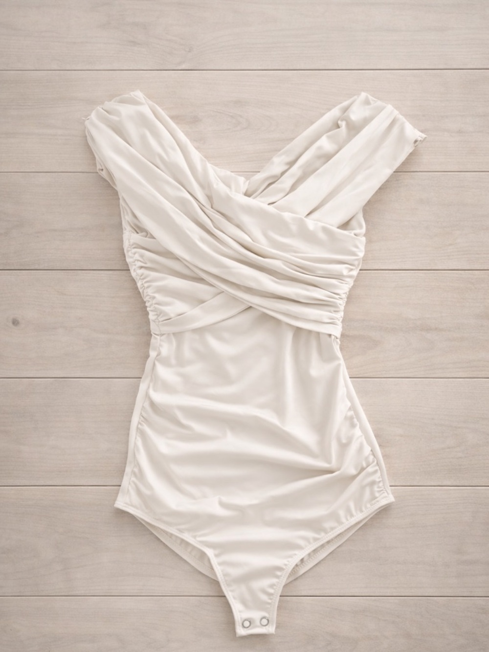 Abercrombie & Fitch Off Shoulder Ruched Bodysuit – Size Medium